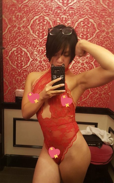 Yousoromi nude thumbnail