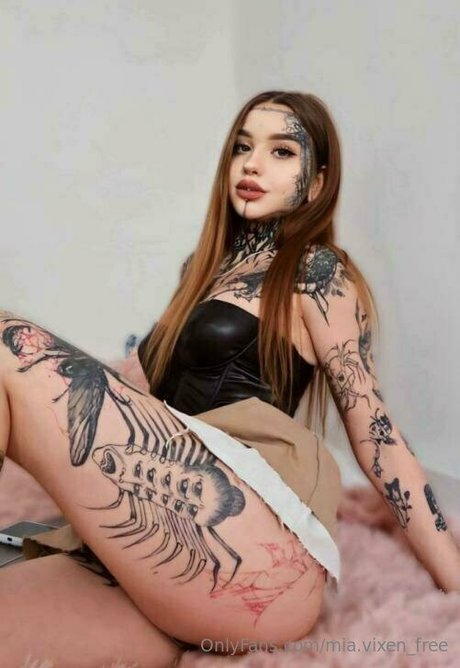 mia vixen free star naked pics