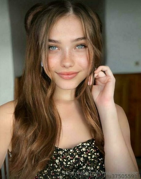 mia vixen free pornstar xxx photo