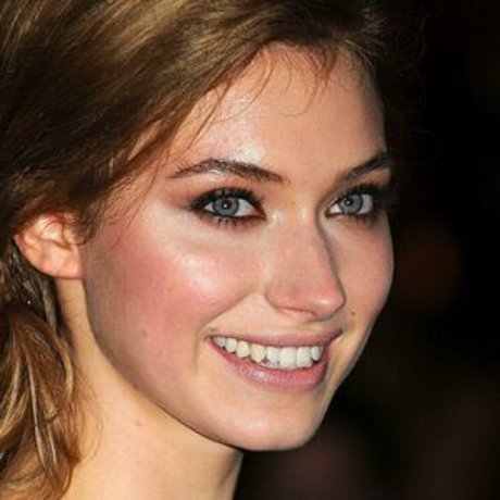 Imogen Poots star erotic photos