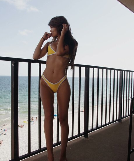 teen natural tits onlyfans pretty photos