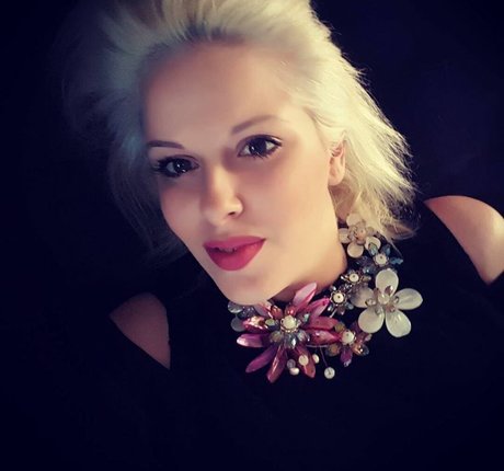 Valentina Morselli model top pictures