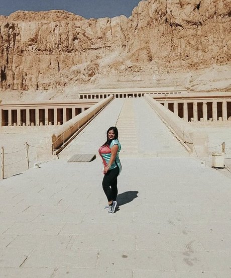 Naty Mari art actress photos