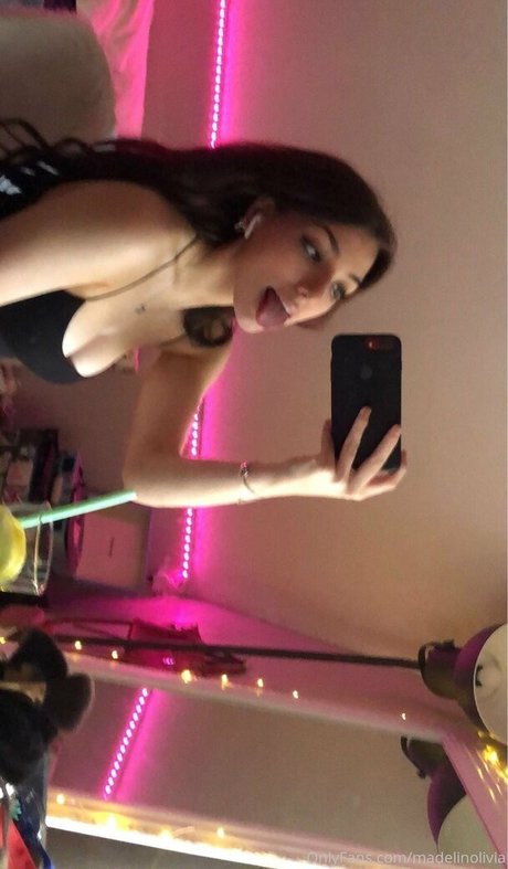 Madelinolivia pornstar picture