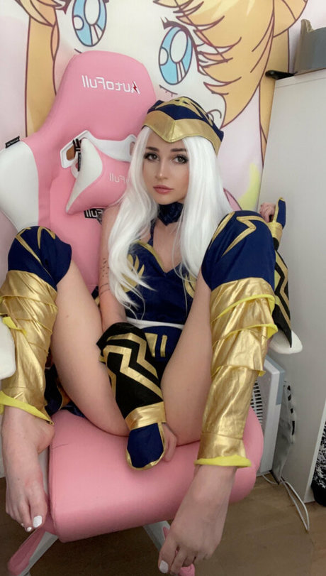 luliary pornstar xxx pic