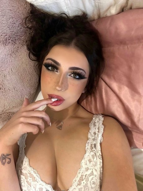 ViennaVeraa pornographic actress pic