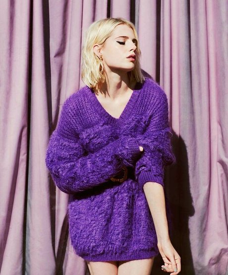 Lucy Boynton free pornstar photos