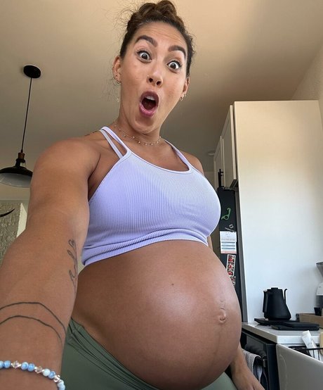 blonde fitness onlyfans sexy pics