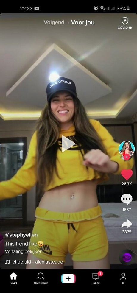 Stephanie Ellen Almeida exclusive pornstar pictures