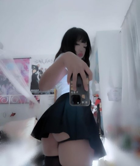 Ko0lk4t_ naked star img