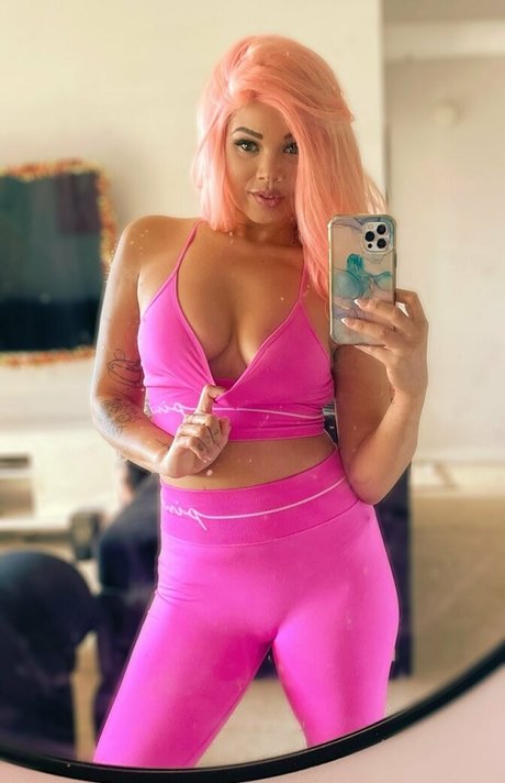 thetezzashow model porn picture