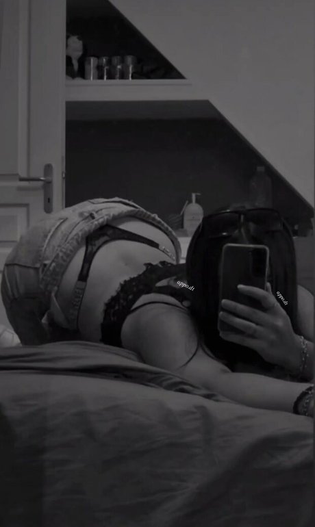 Appoline pornstar archive