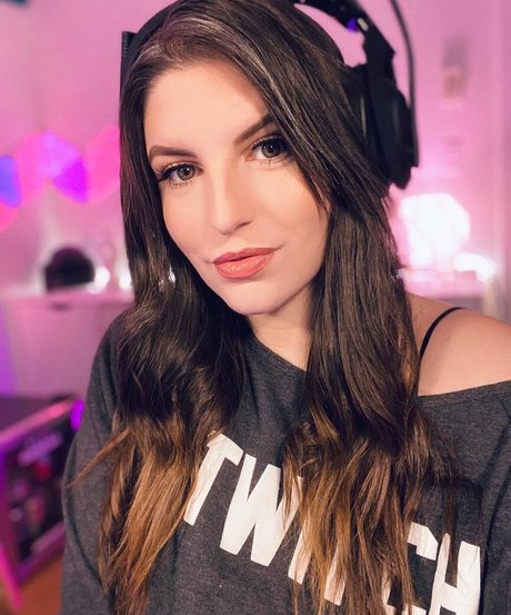 bbw glasses onlyfans sex gallery