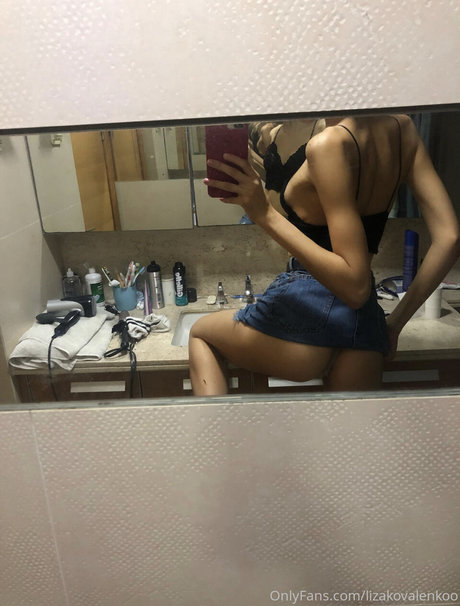 Liza Kovalenko model hd image