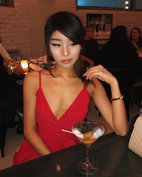 Mari Bambei_ pornstar sexy images