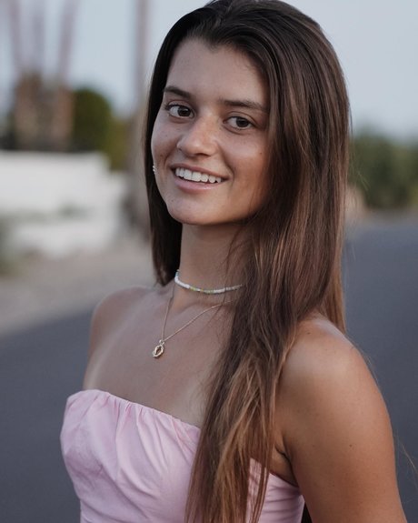 Vendala Enright beautiful actress image