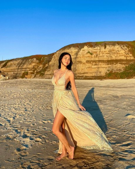 Joleen Diaz sexy model gallery