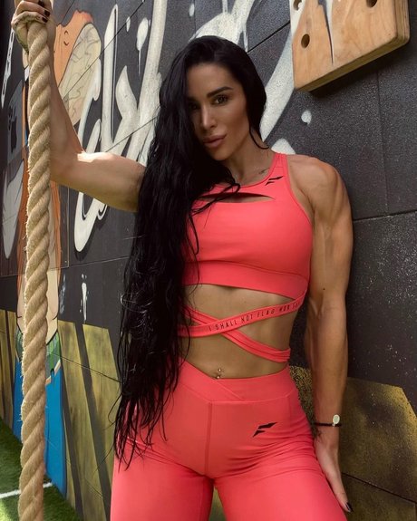 Ana Cozar naked pornstar img