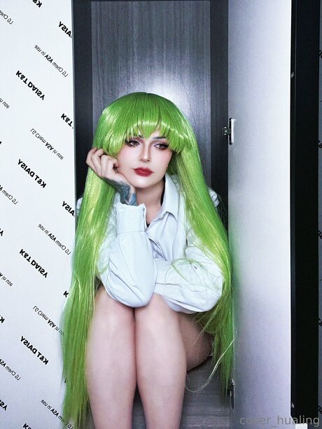 Cos Hualing nudes model pictures