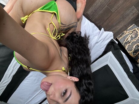 Curlymoana model high quality photos