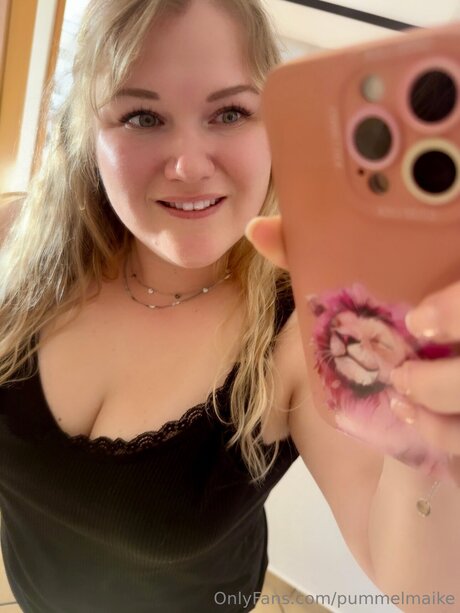 Pummelmaike sex actress archive