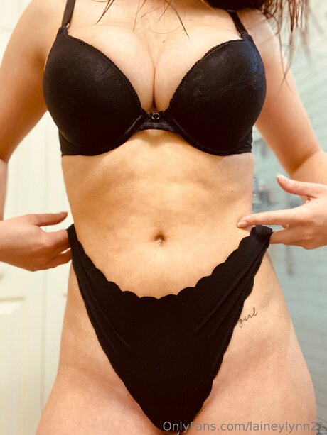 Laineylynn21 model high quality gallery
