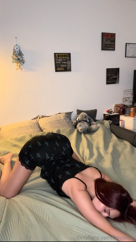 Freyjasvr pornstar nice image