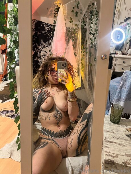 blonde pregnant onlyfans perfect picture