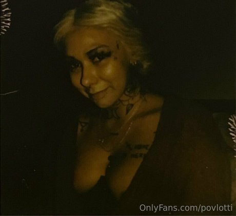 girl on girl onlyfans free img