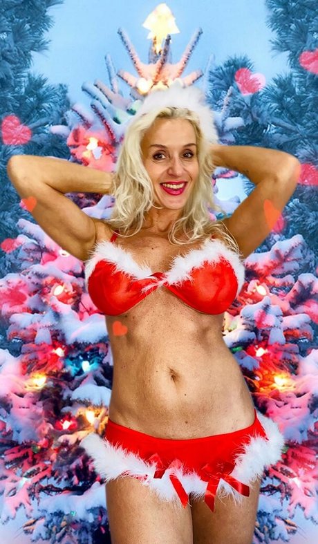 sexyserbian naked pornstar pictures