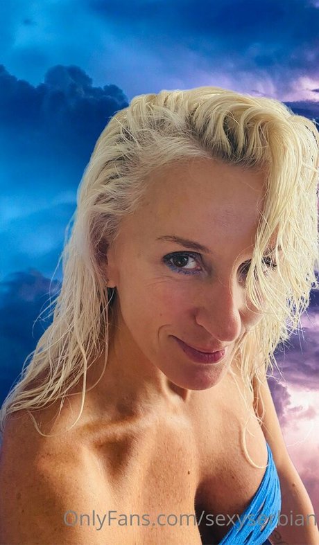 sexyserbian sexy pornstar img