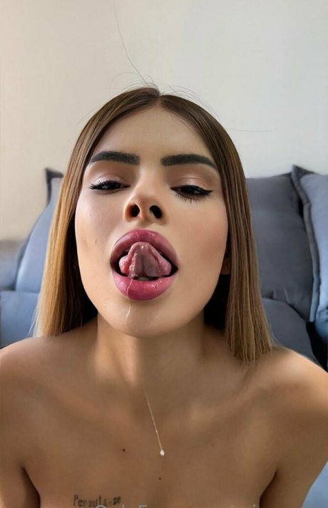 miaprado model image