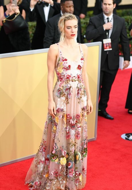 Vanessa Kirby exclusive pornstar gallery