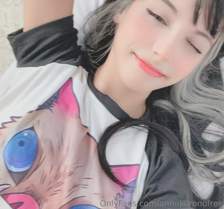 annekuronofree pornstar nude archive