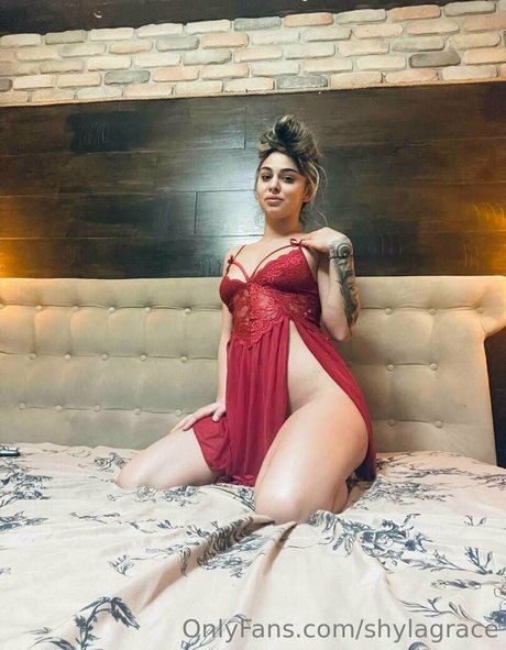 curvy amateur onlyfans beautiful naked pictures