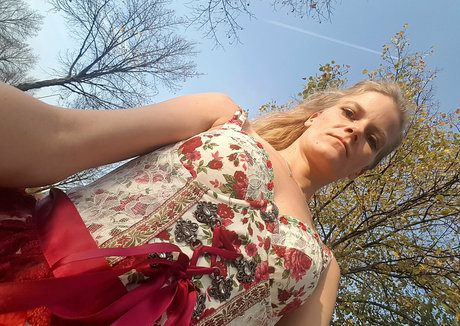 outdoor shower onlyfans hot xxx images