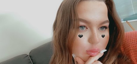 leather skirt onlyfans pornographic image