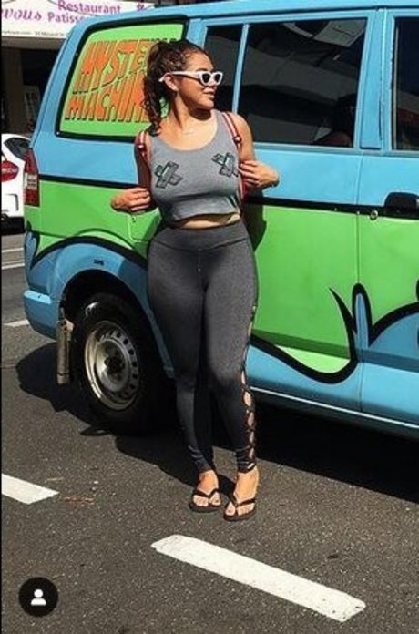 sex scene onlyfans pretty pic