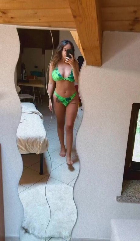 busty blonde onlyfans naked photos