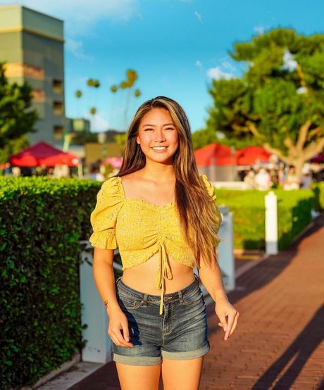 Vivian Yu top actress photo