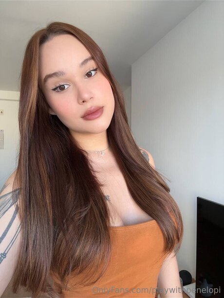 Playwithpenelopi top model img