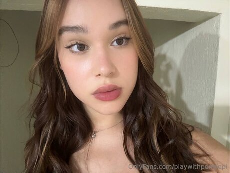 Playwithpenelopi pretty pornstar picture