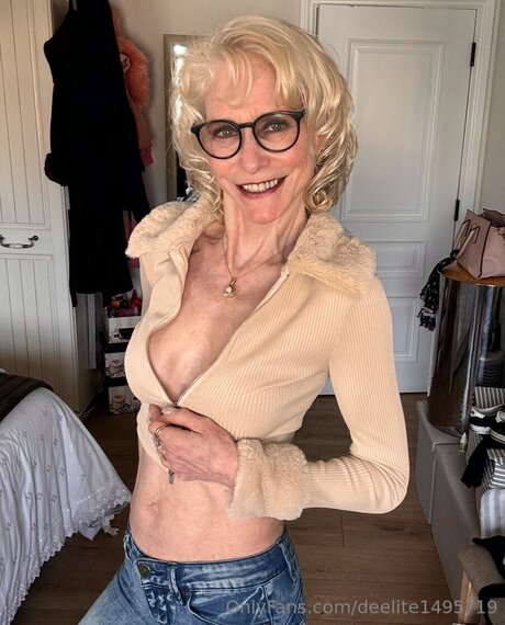 Deelite1495719 model nudes pictures