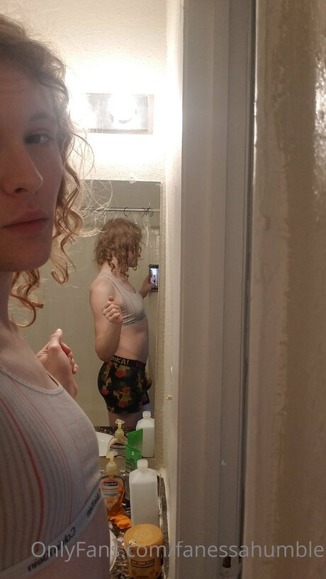 frottage onlyfans naked pic