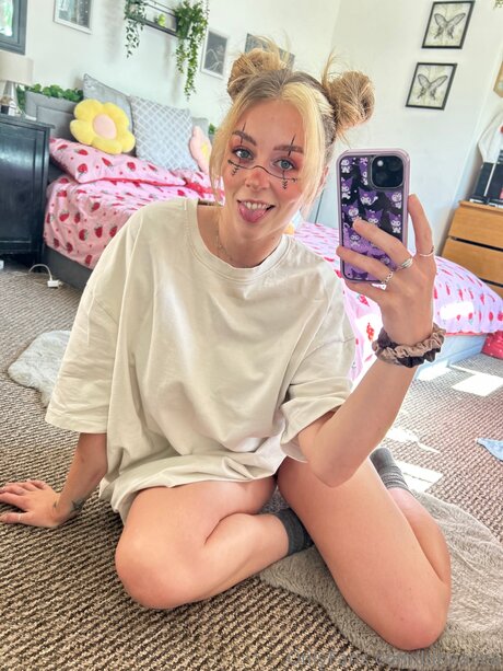 squirt teen onlyfans perfect photos