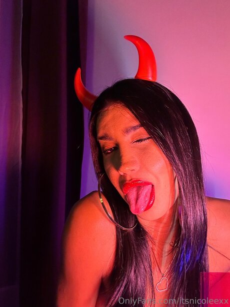 Itsnicoleexx xxx actress photos