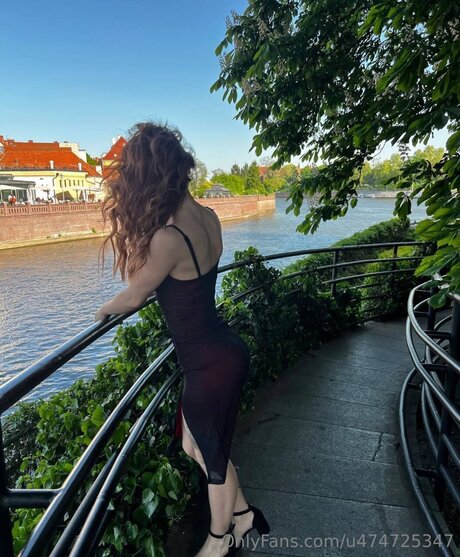 tiny ass onlyfans xxx galleries