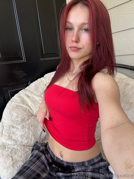 Kissxalice pornographic actress pic