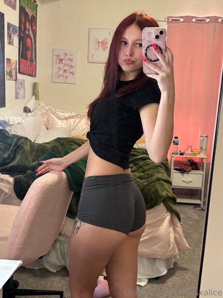 Kissxalice xxx star pics