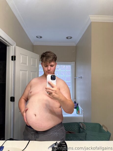 Jackofallgains model nice pic